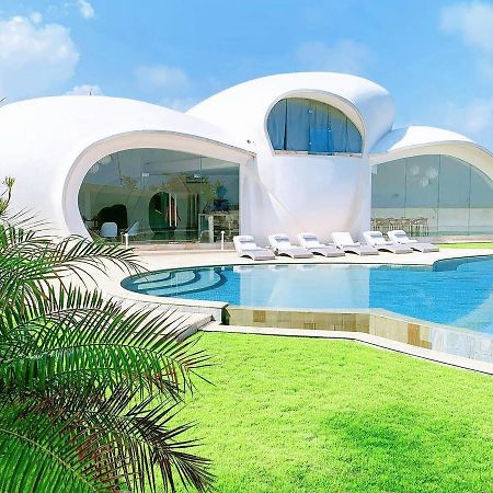 The Cloud Beachfront Villa Tabanan Dış mekan fotoğraf